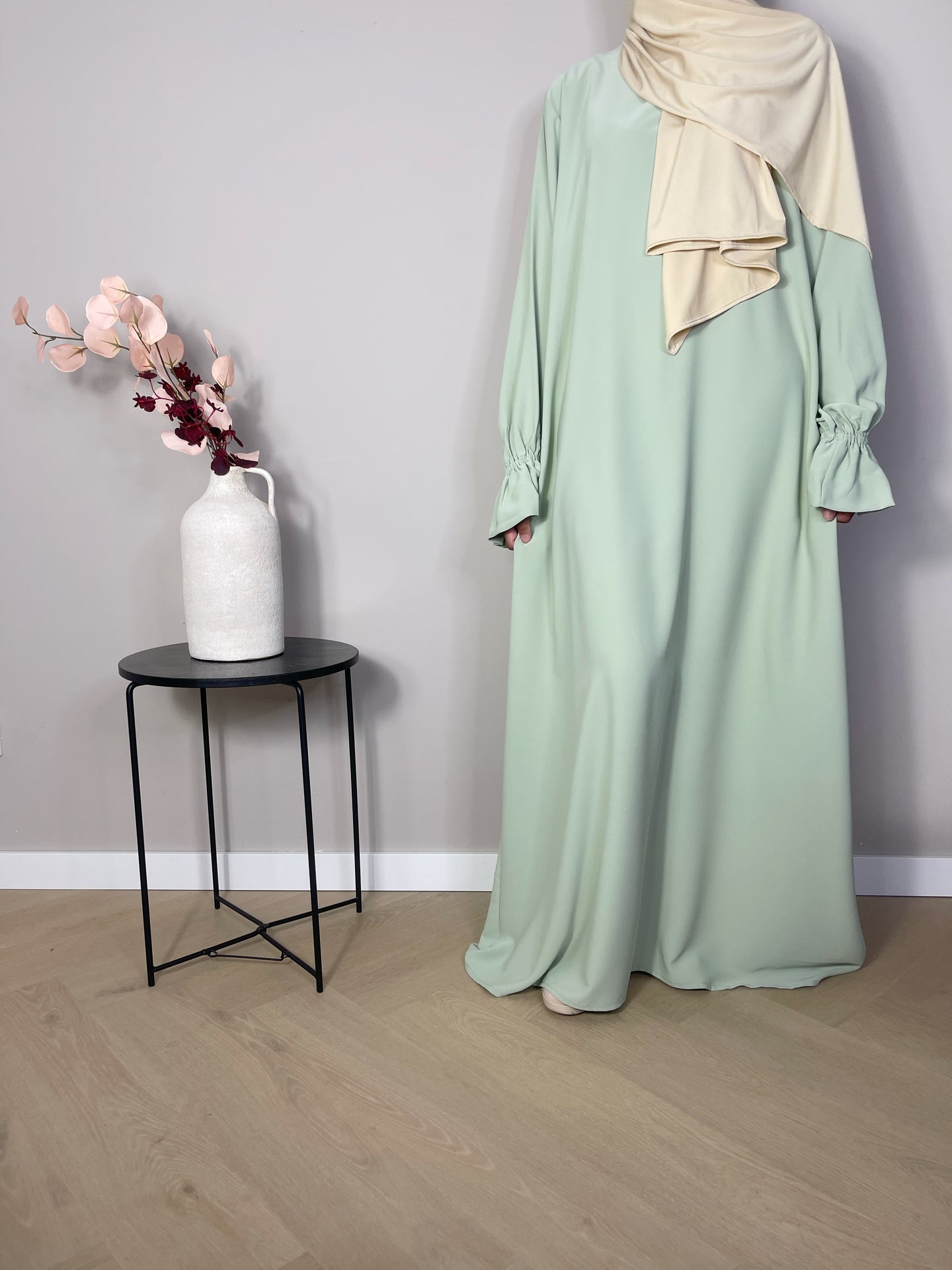 Abaya met elegante mouwtjes - Pastel green - Hijab Boutique