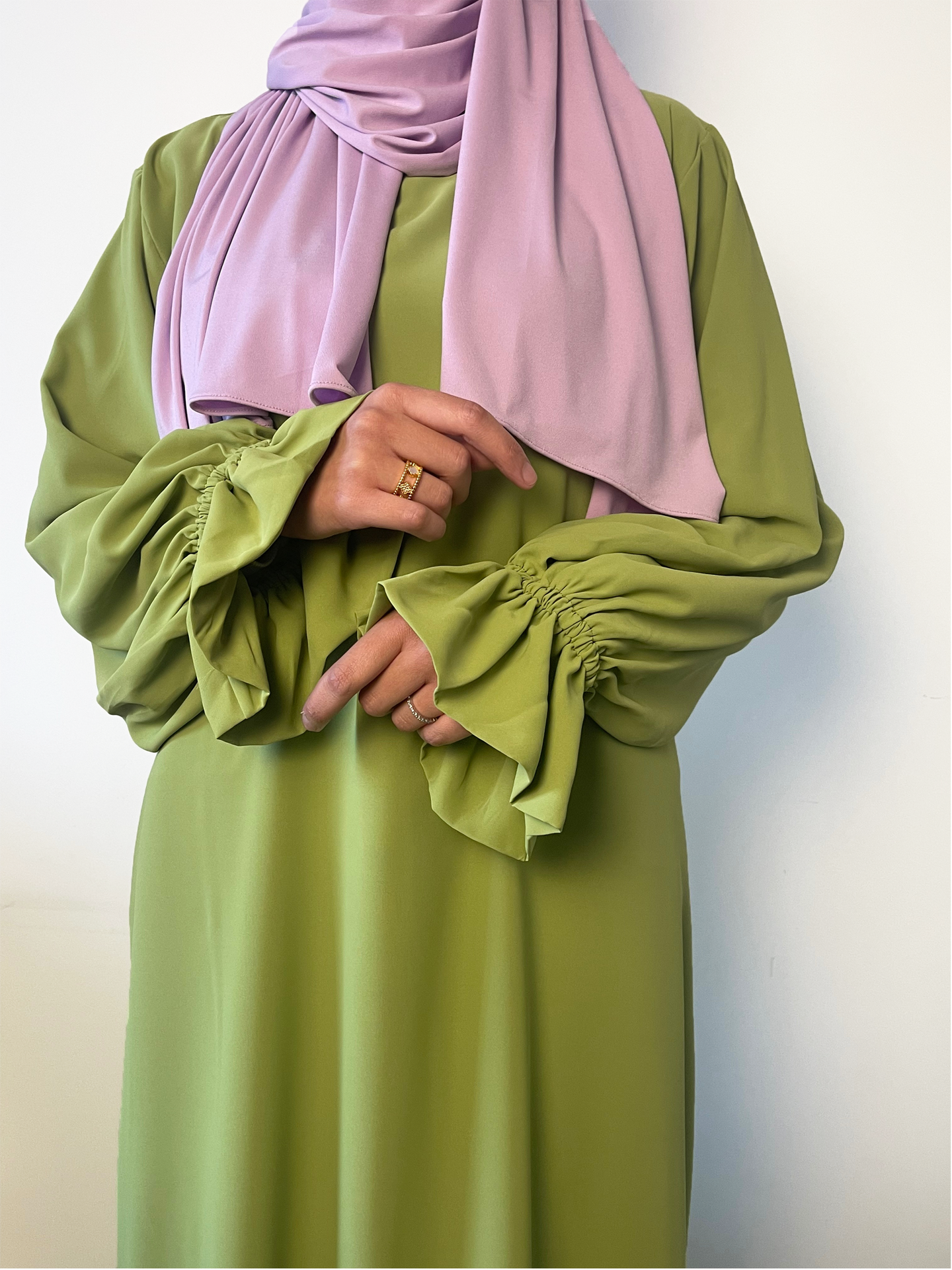 Abaya met elegante mouwtjes